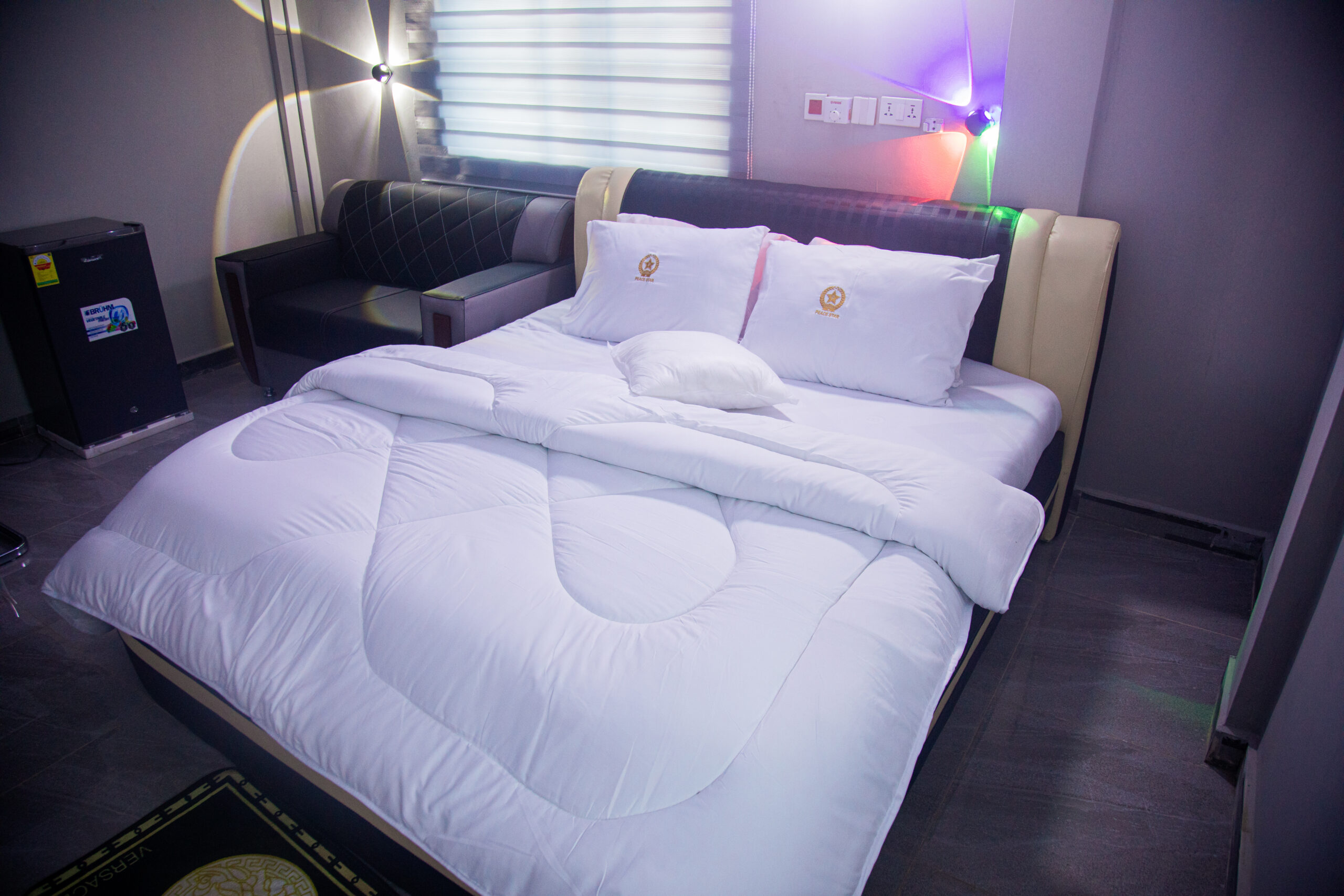 Peace Star Hotel