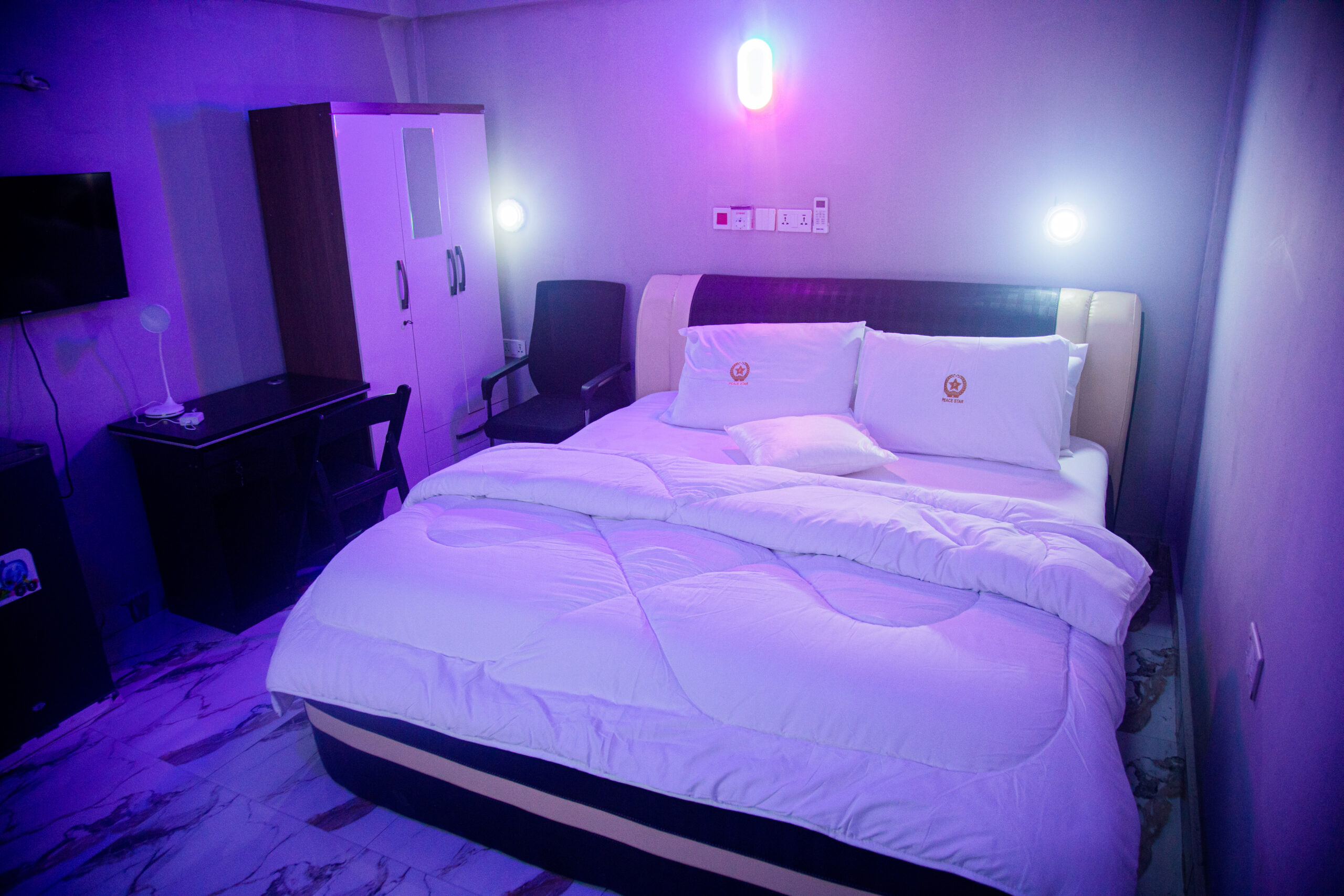 Peace Star Hotel